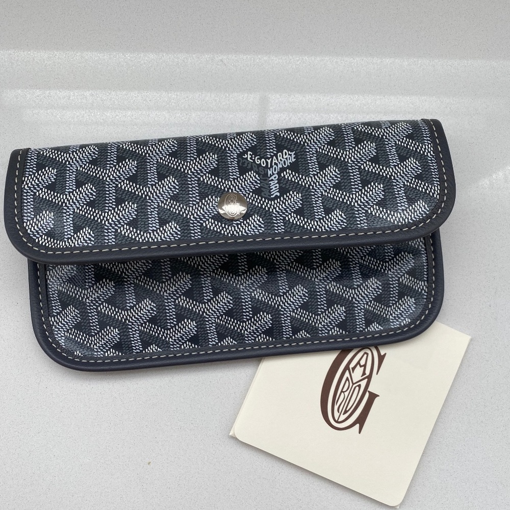 Goyard Goyardine St Louis PM Grey Pouch Wallet.